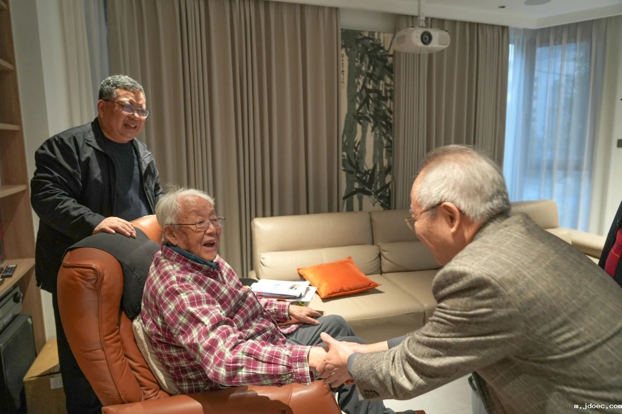 “中国文联终身成就奖”韶华先生作品